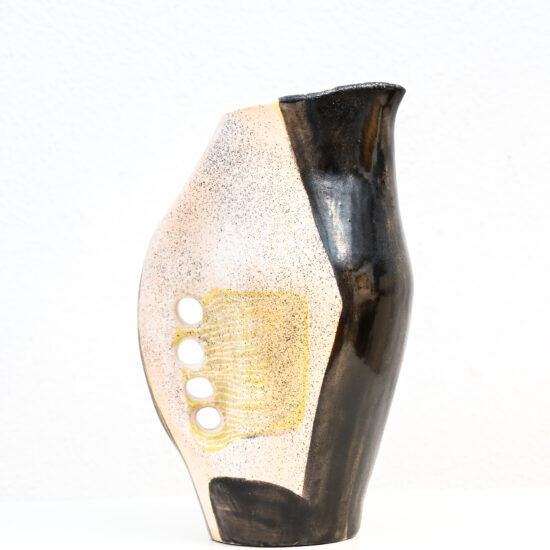 Mado-Jolain-jug-5