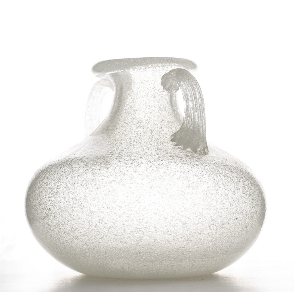 Murano-pulegoso-two-handled-vase-by-Archimede-Seguso5