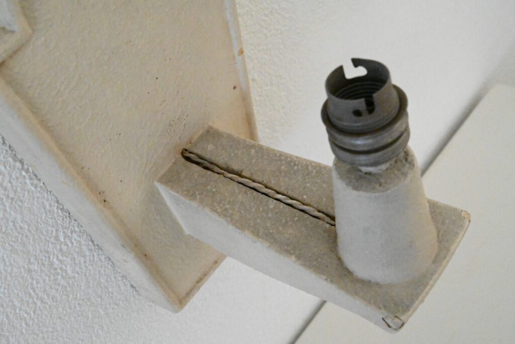 Pair-of-Maison-Arlus-wall-appliques-06