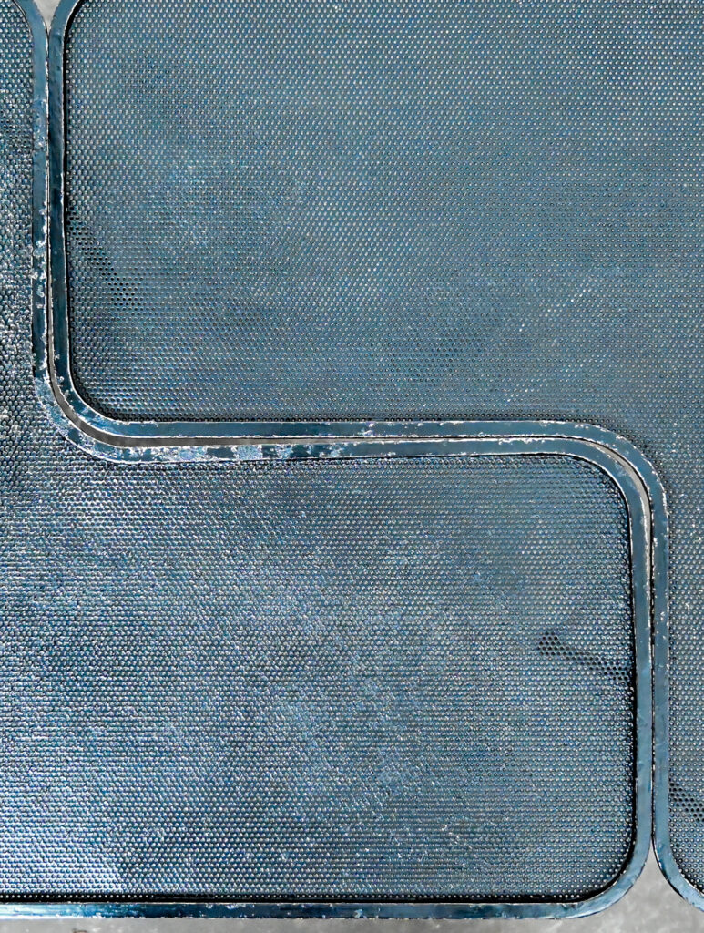 Pair-of-Matheiu-Mategot-domino-tables-03