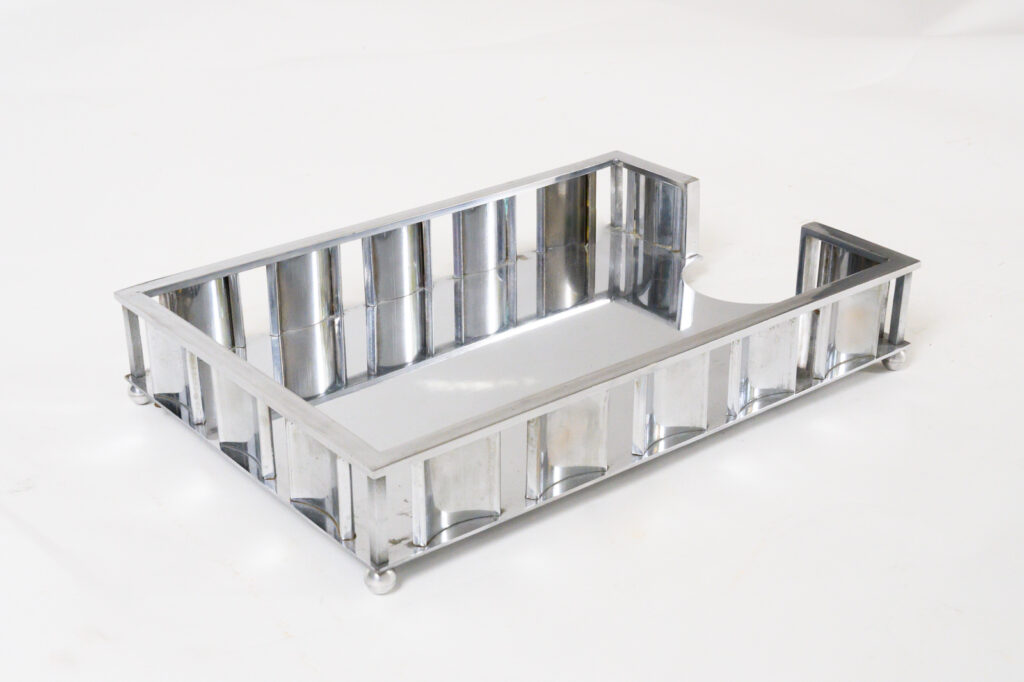 Paper-tray-by-Jacques-Adnet7