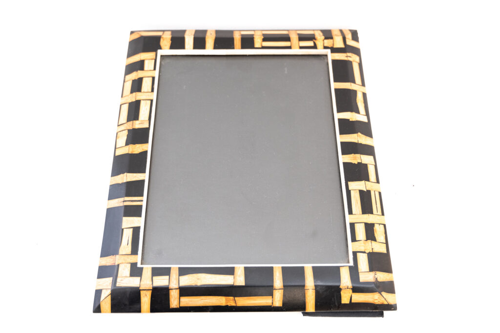 RY-Augousti-bamboo-picture-frame1