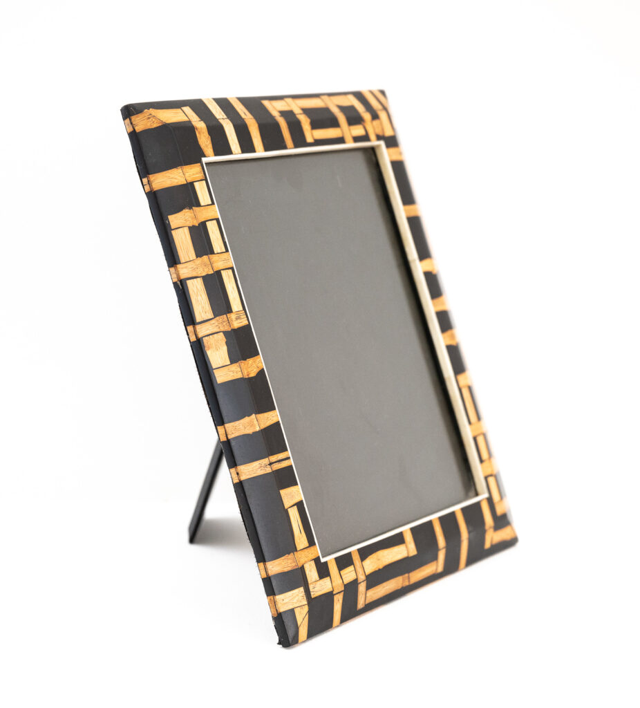 RY-Augousti-bamboo-picture-frame3