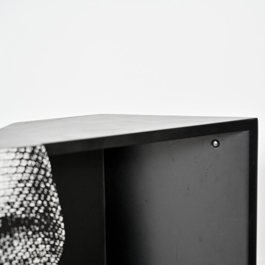 Rare-pair-of-Barnaba-Fornasetti-Profilo-wall-shelves-09