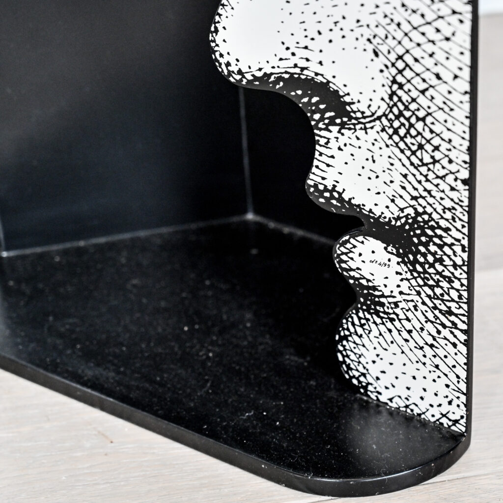 Rare-pair-of-Barnaba-Fornasetti-Profilo-wall-shelves-10