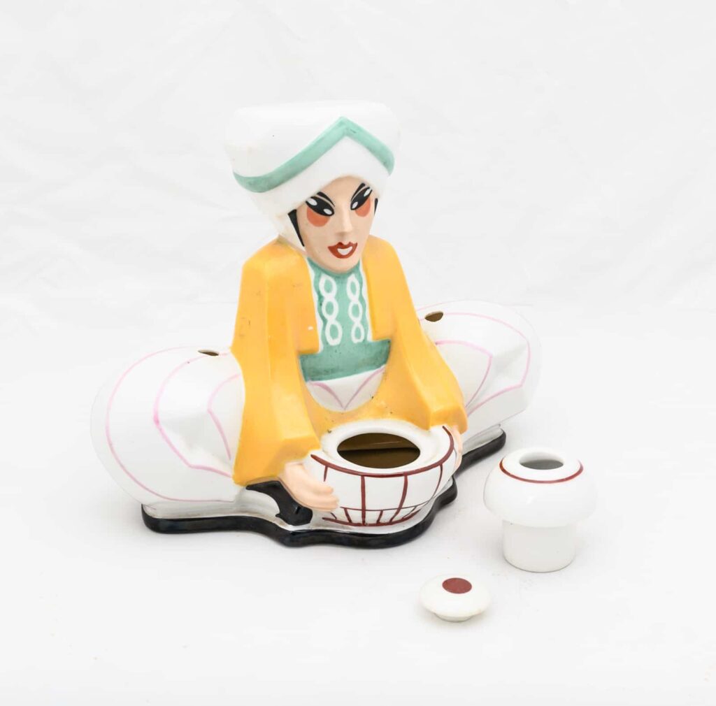 Seated-Turq-incense-burner-by-Limoges10