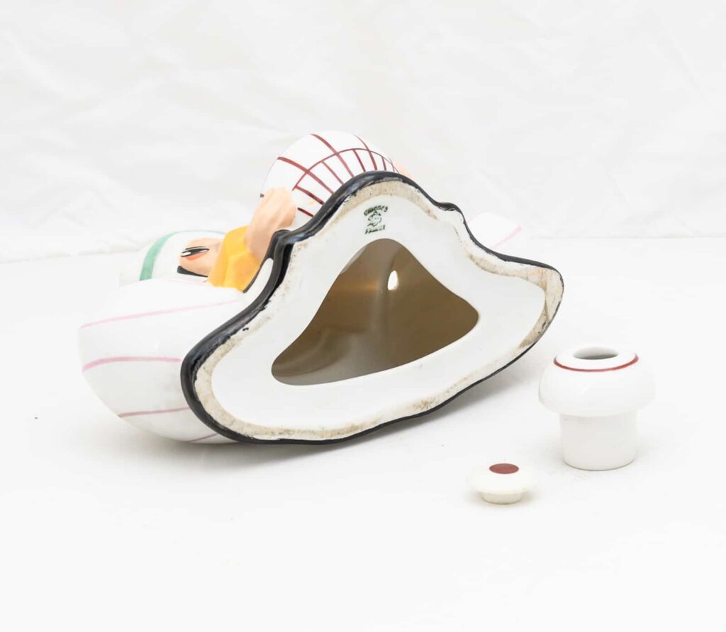 Seated-Turq-incense-burner-by-Limoges11