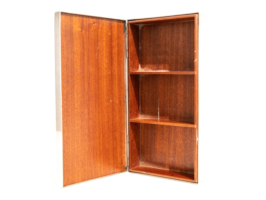 Silver-plated-box-with-bamboo-inlaid-lid9