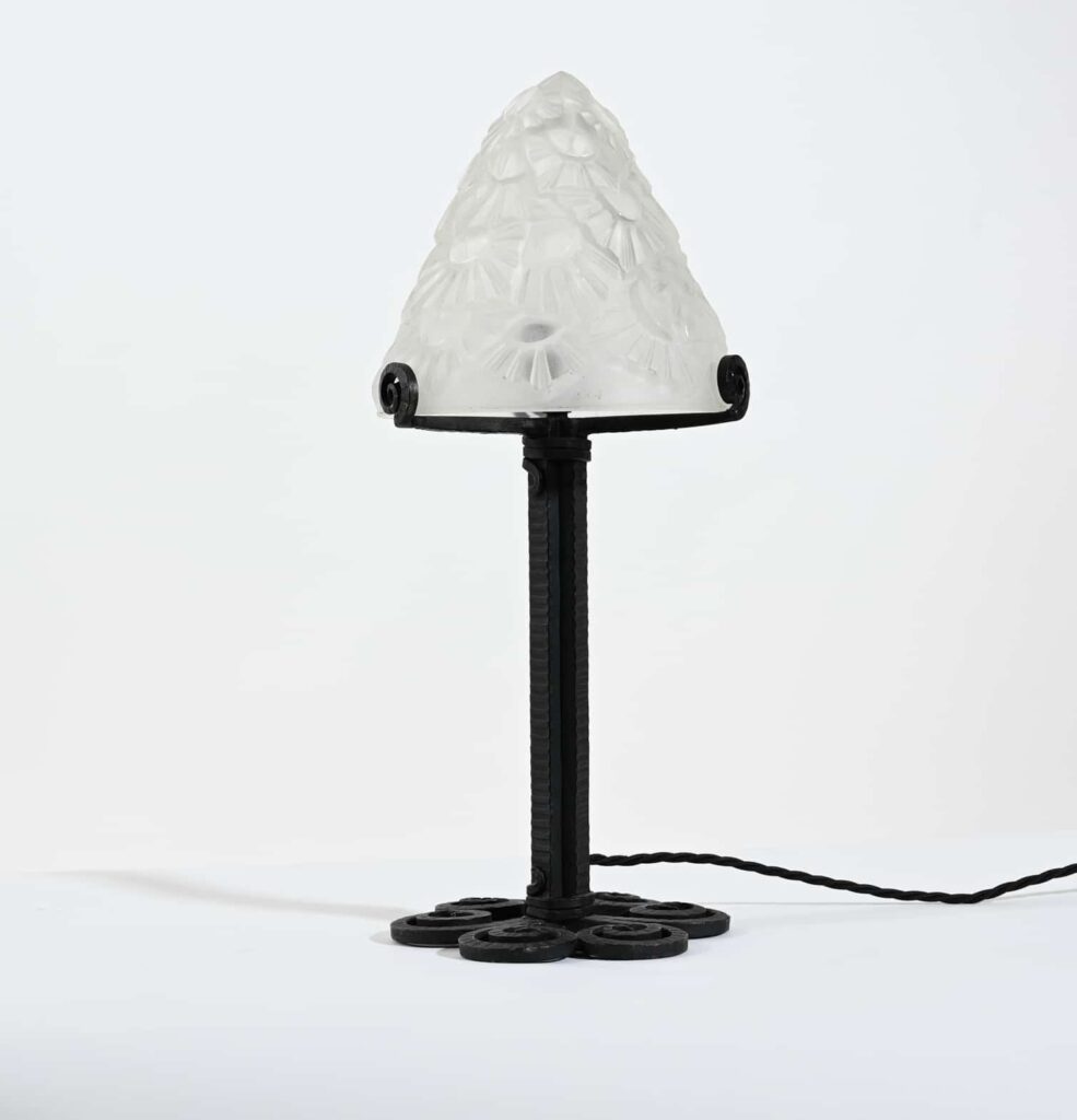 Small-art-deco-table-lamp-by-Degué-1