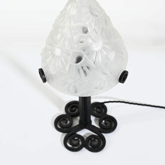 Small-art-deco-table-lamp-by-Degué-4