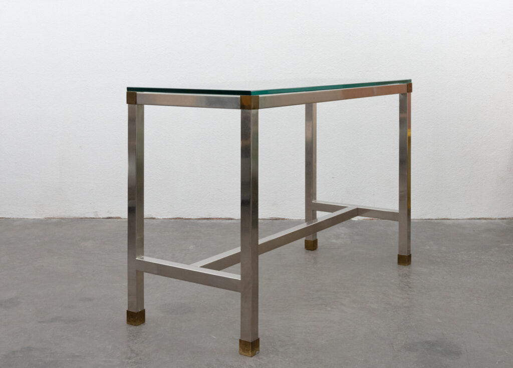 Stainless-steel-console-by-David-Hicks6