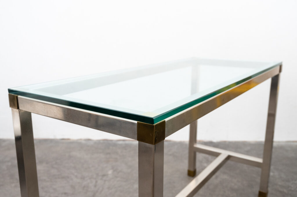 Stainless-steel-console-by-David-Hicks7