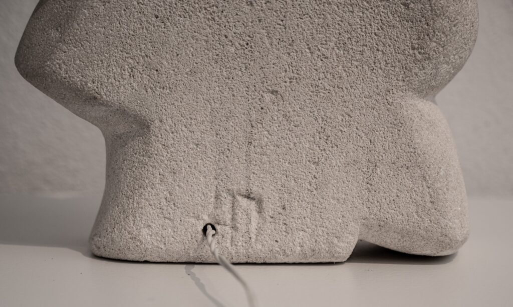 Stone-lamp-by-Albert-Termos7