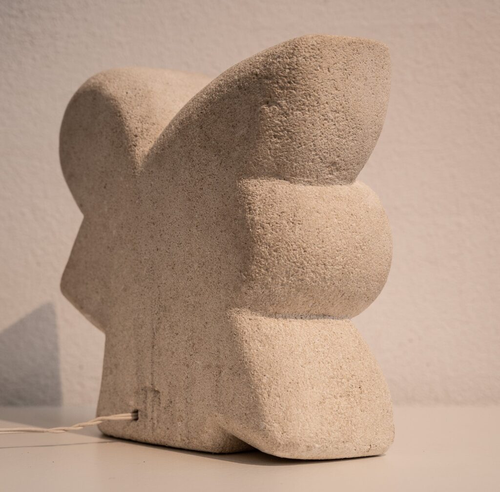 Stone-lamp-by-Albert-Termos8