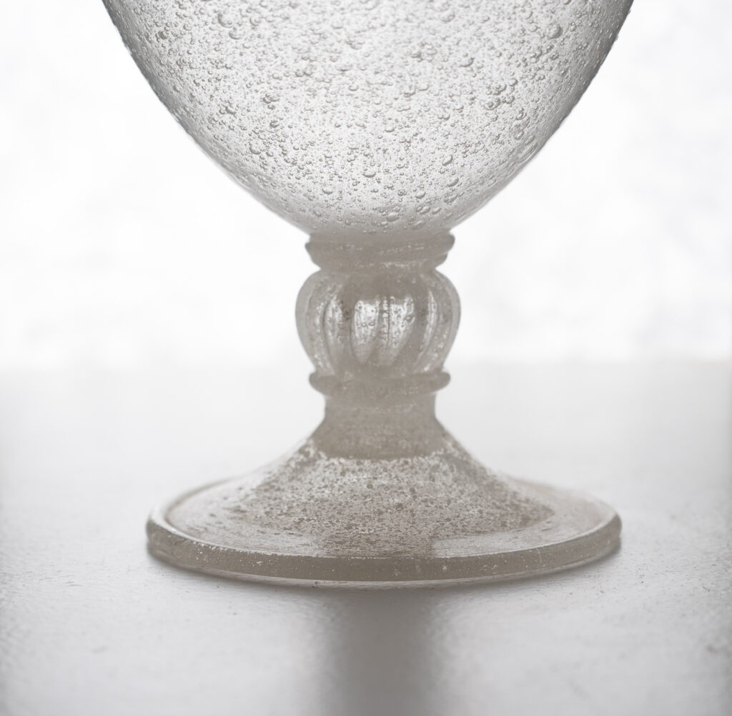 Veronese-shaped-pulegoso-vase-by-Archemide-Segoso2