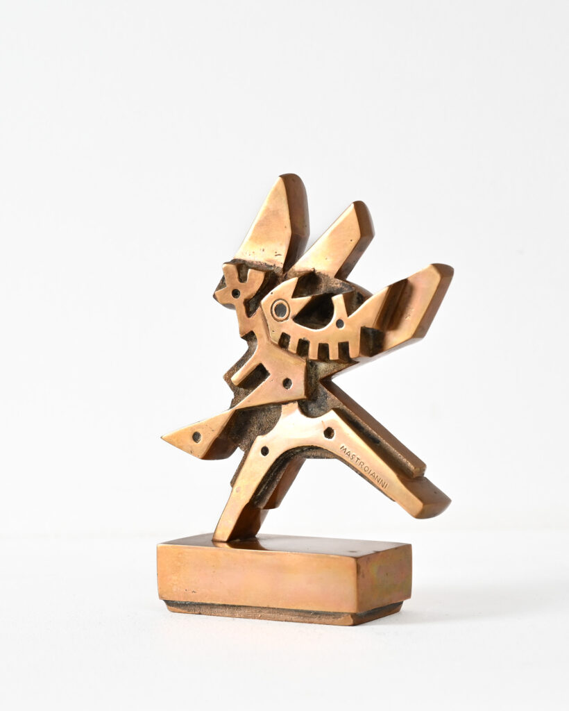 cast-bronze-abstract-form-3-by-Umberto-Mastroianni-10