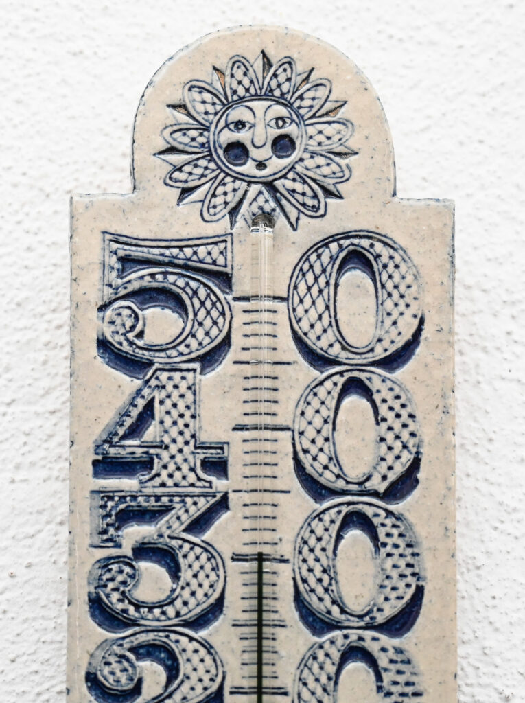 mid-century-Roger-Capron-ceramic-thermometer-18