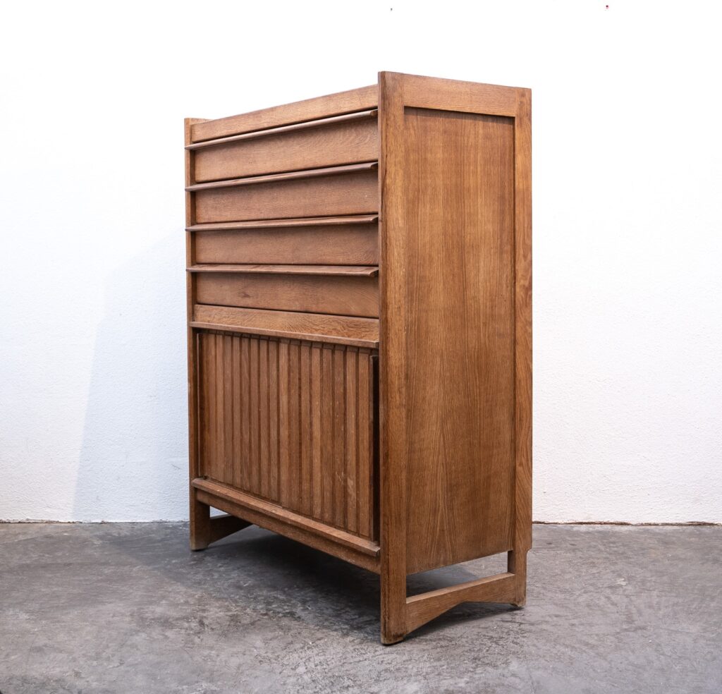 oak-cabinet-by-Guillerme-et-Chambron-15