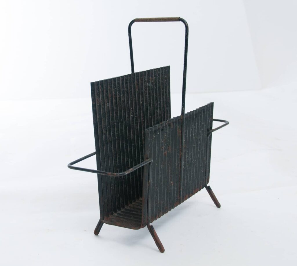 original-black-paint-Java-magazine-holder-by-Mathieu-Matégot8