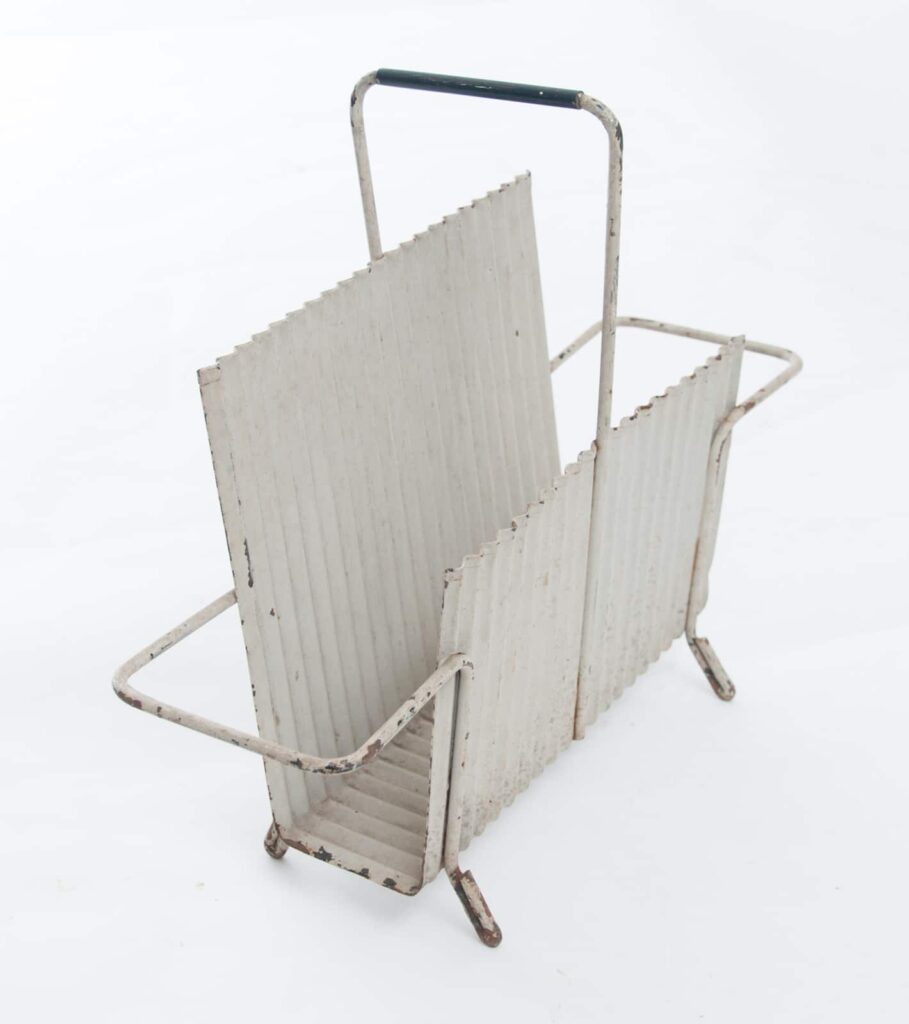 original-white-paint-Java-magazine-holder-by-Mathieu-Matégot5