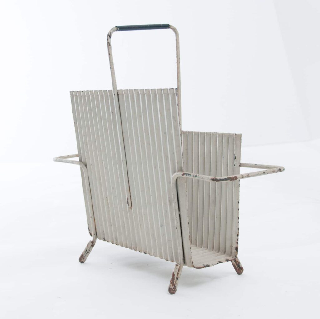 original-white-paint-Java-magazine-holder-by-Mathieu-Matégot8