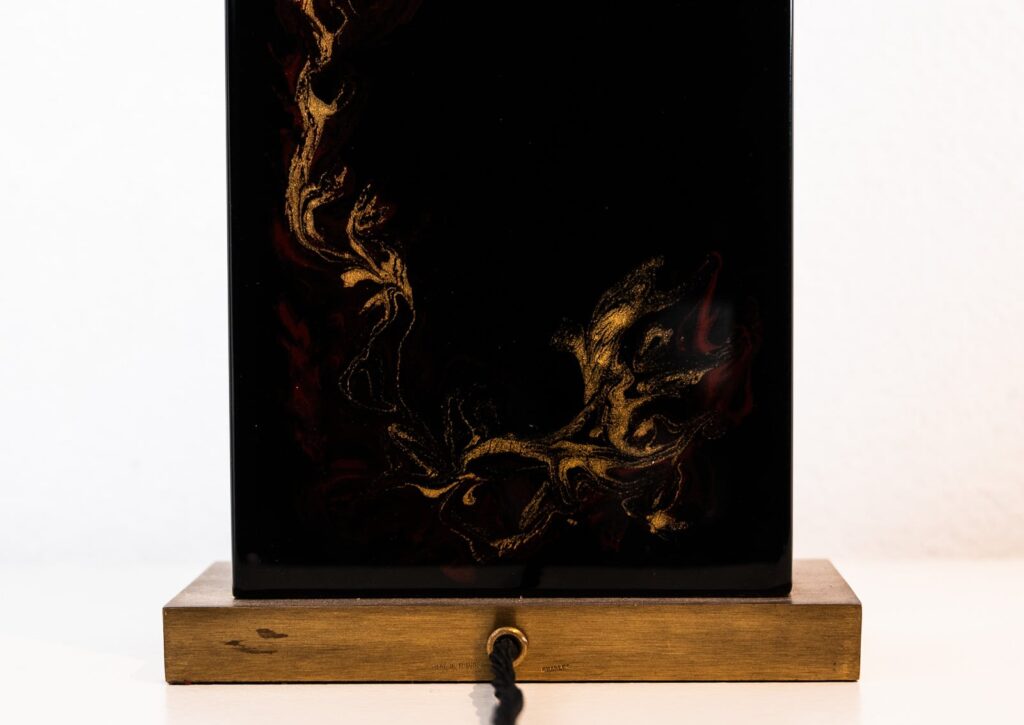 rare-lacquer-table-lamp-by-Chrystiane-Charles7