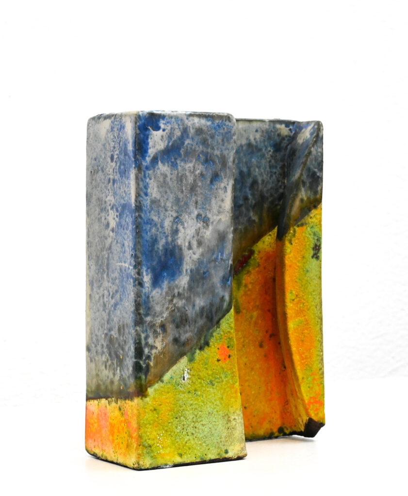 small-slab-vase-by-Marcello-Fantoni-Italy-01