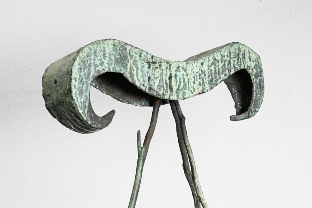 Bronze sculpture by Vincent Scali 8
