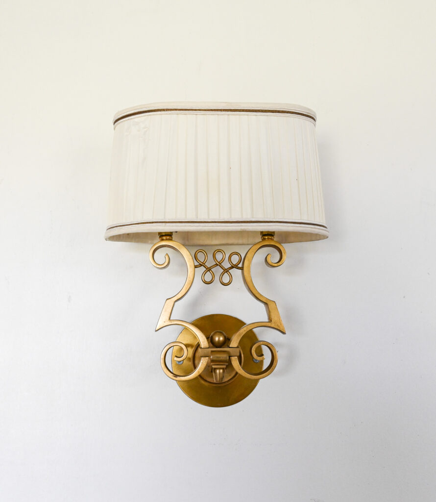 Belgravia item 15 404