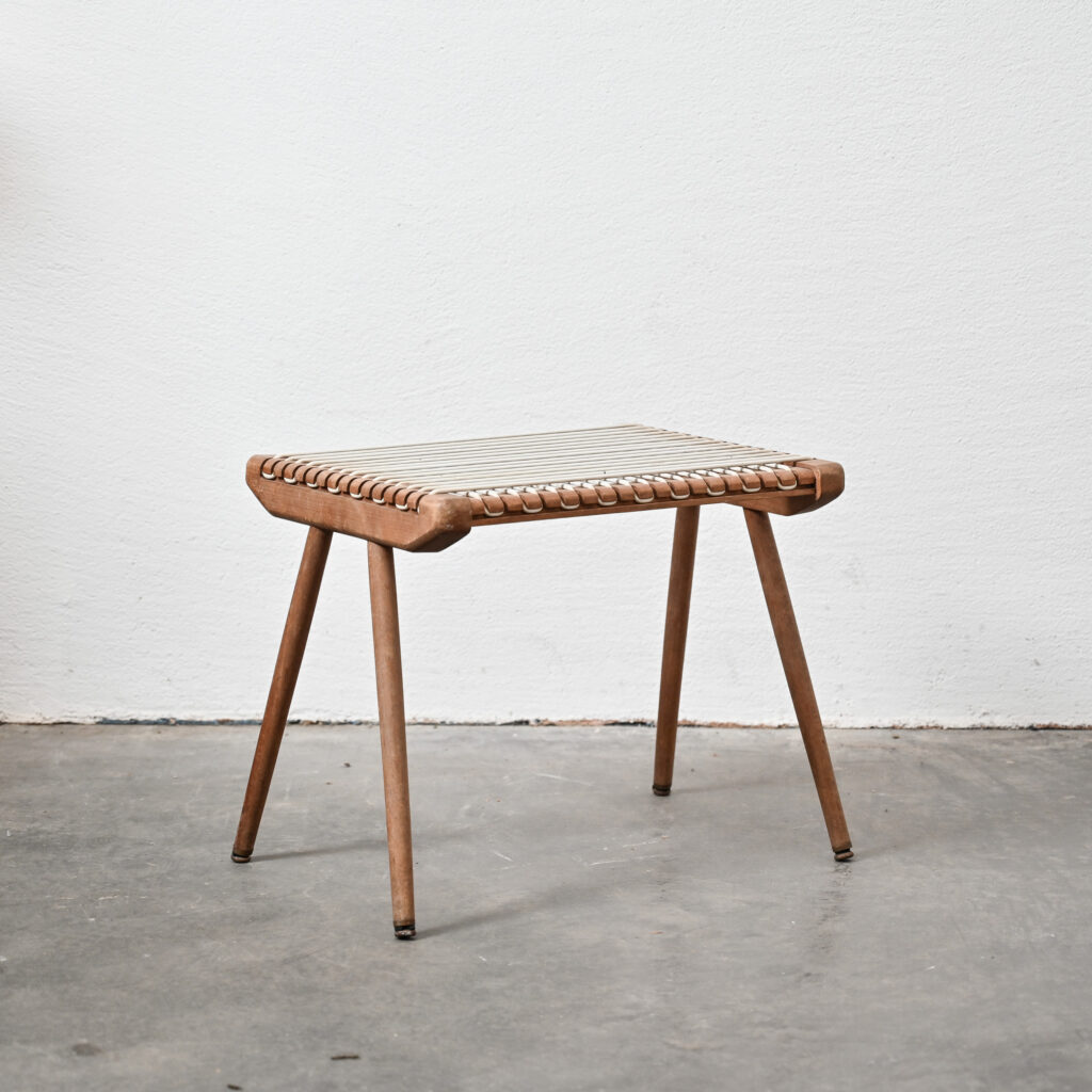 small George Tigien stool 03 small George Tigien stool 03