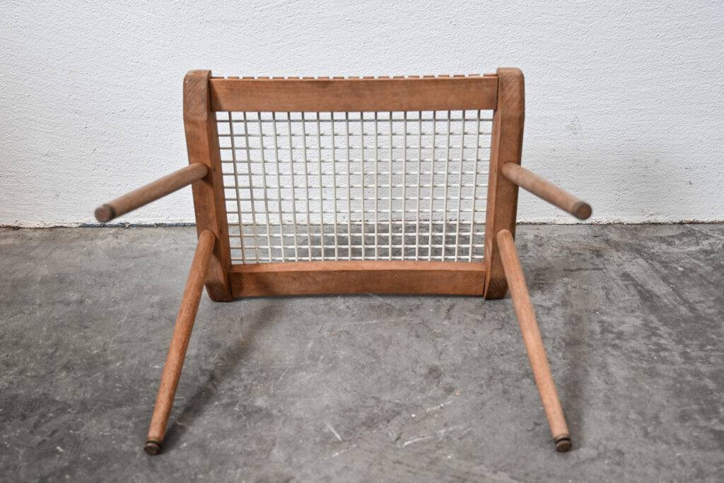 small George Tigien stool 11 small George Tigien stool 11