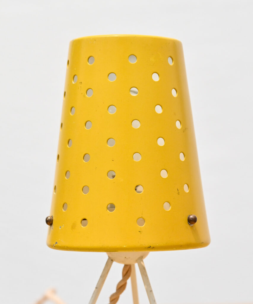 yellow tripod table lamp 122