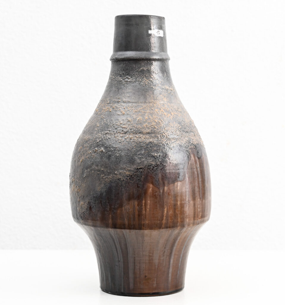 Fantoni brown stone vase 74
