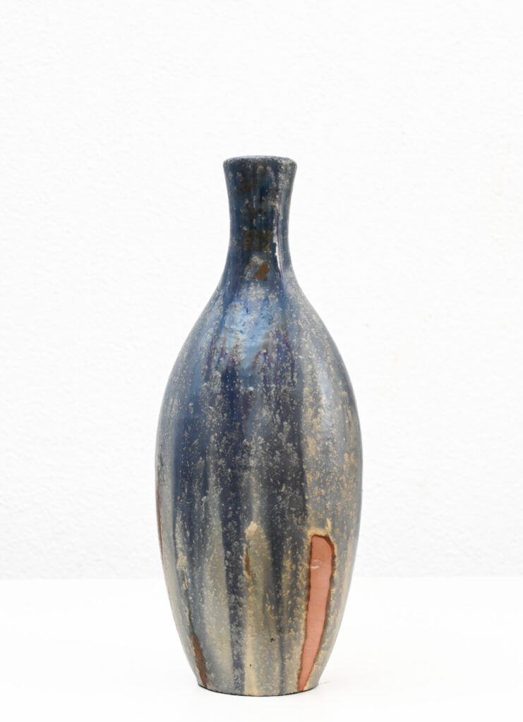 Fantoni oval tapered blue vase 252