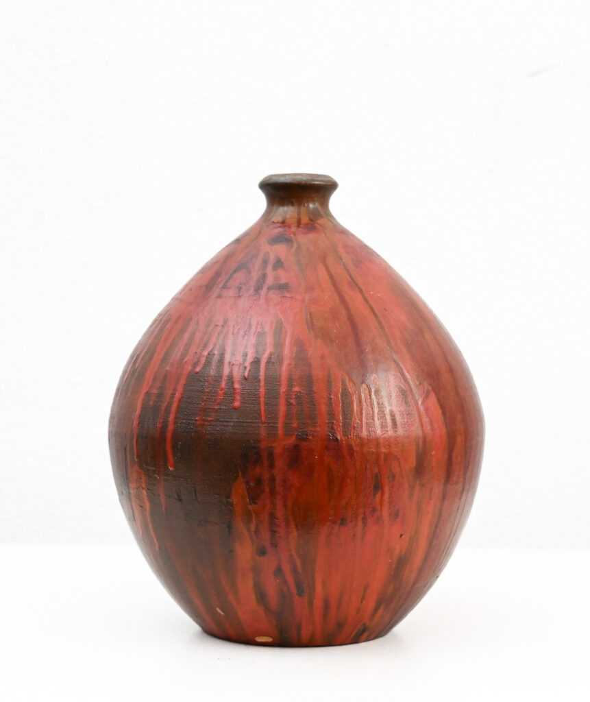 Fantoni red boule drip vase 388