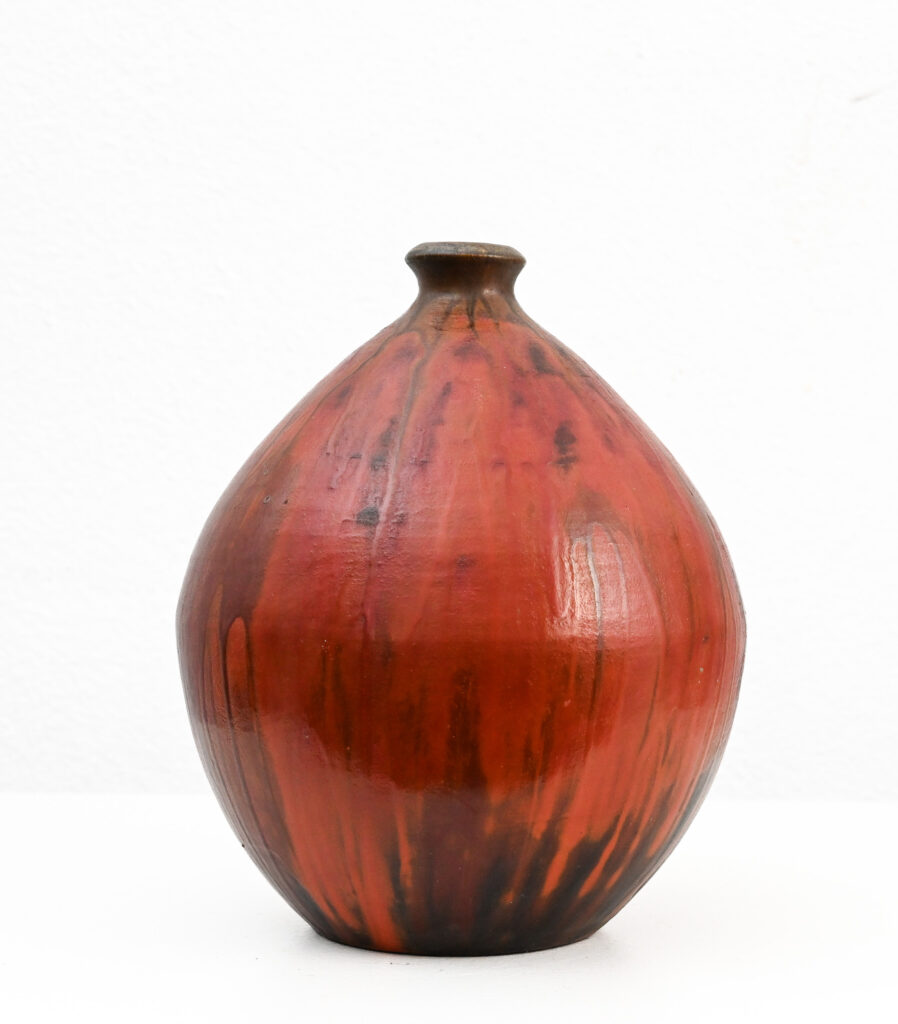 Fantoni red boule drip vase 390