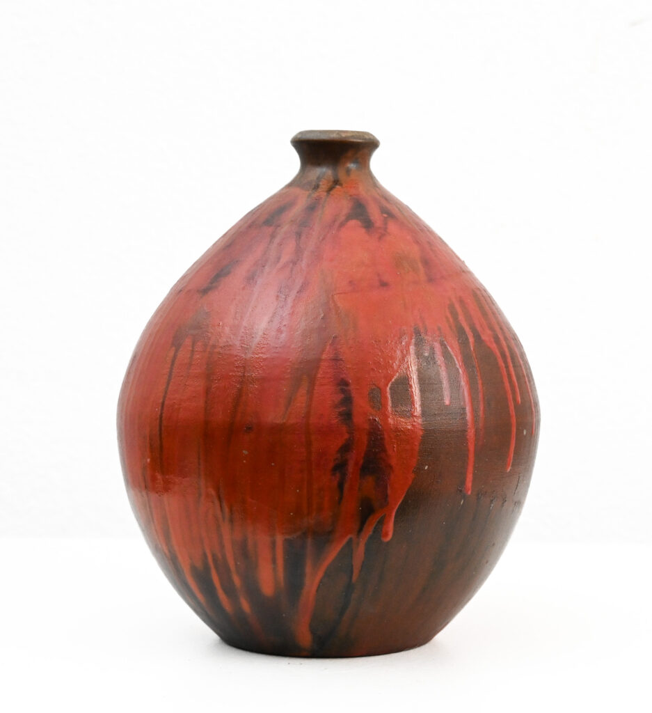 Fantoni red boule drip vase 391
