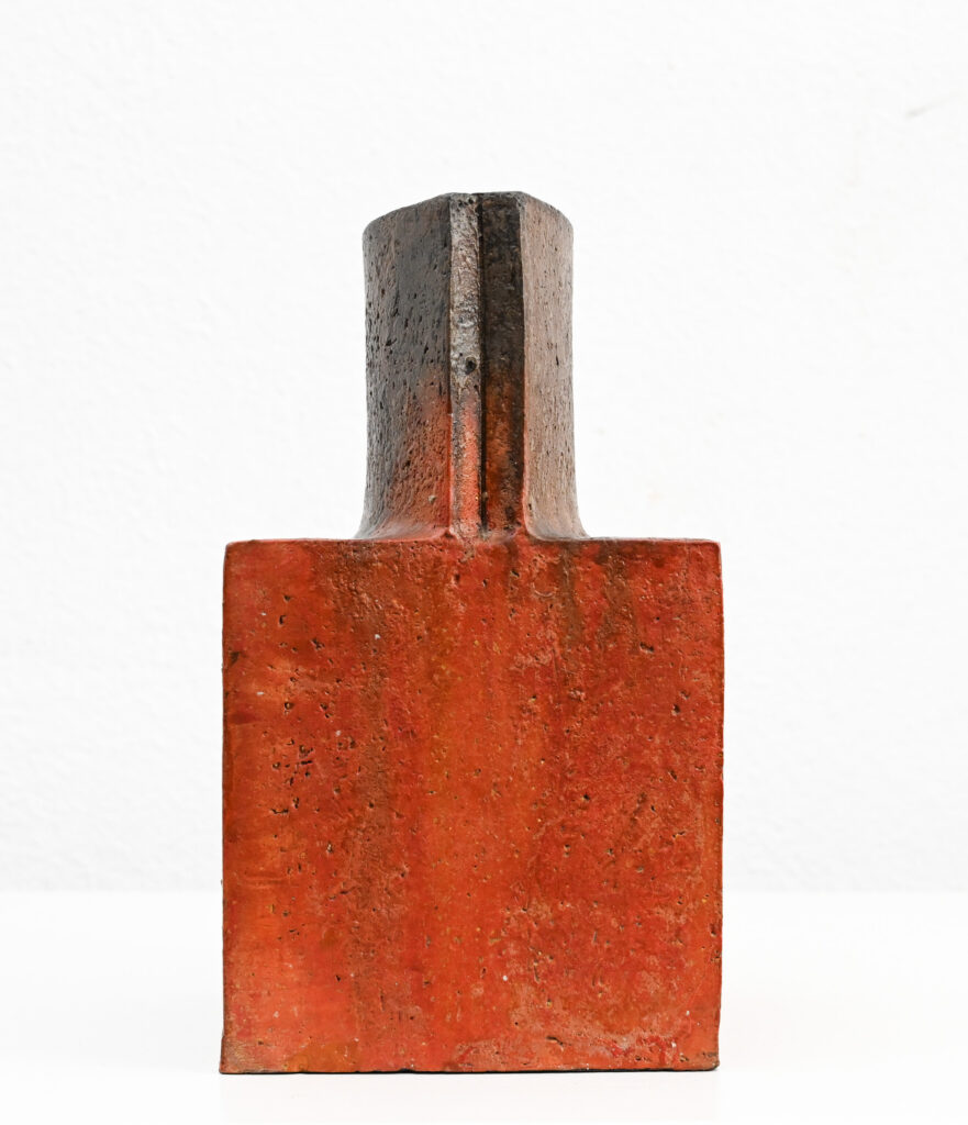 Fantoni scrafitto slab vase 295