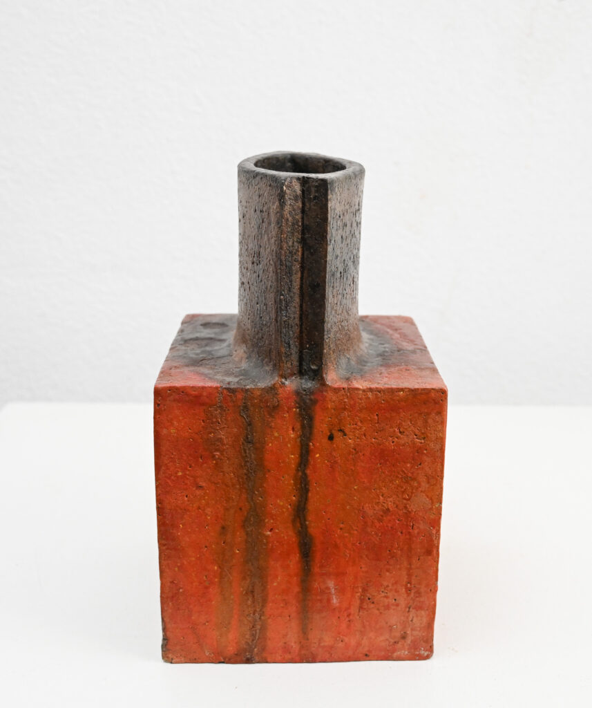 Fantoni scrafitto slab vase 301