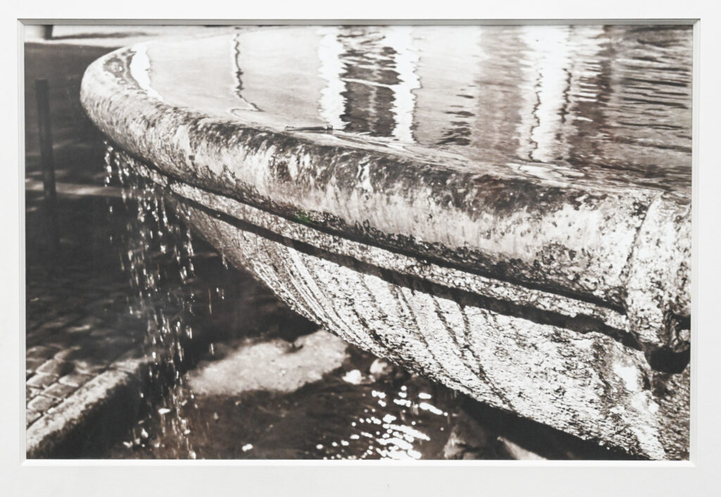 lagerfeld fountain 14